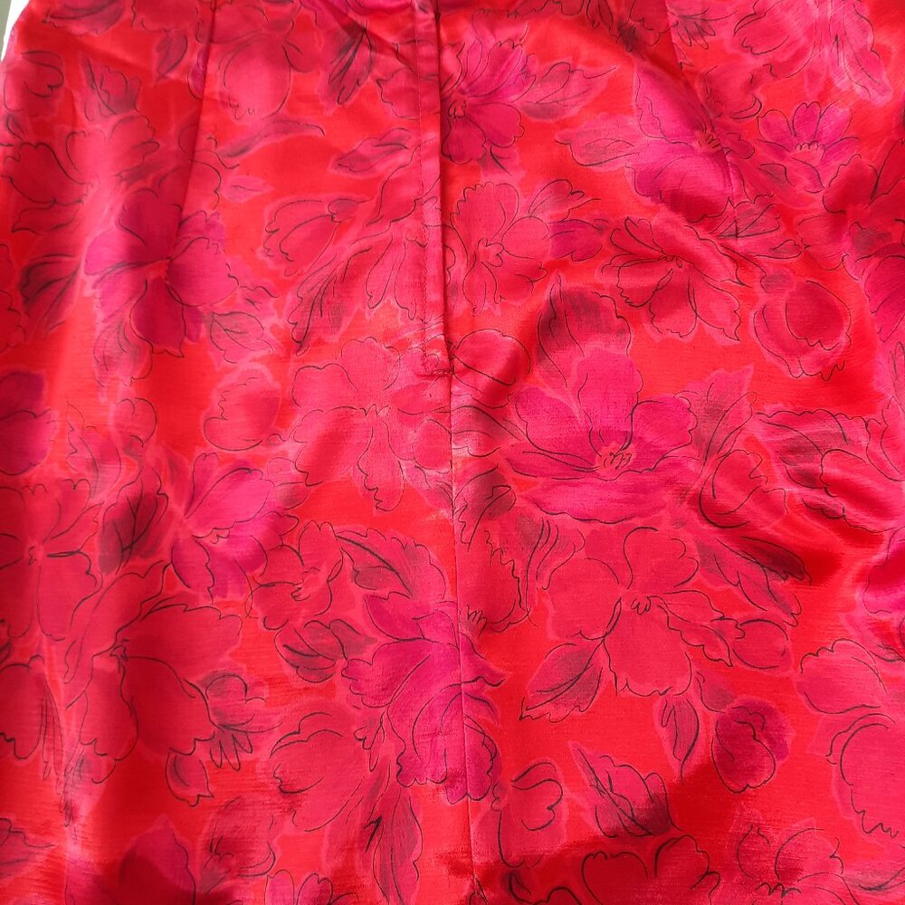 Brand New Red Satin Skirt With Lining100% Polyester - Picture 6 of 6